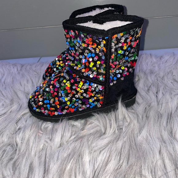 Boots for Kid Girl - Picture 8 of 9